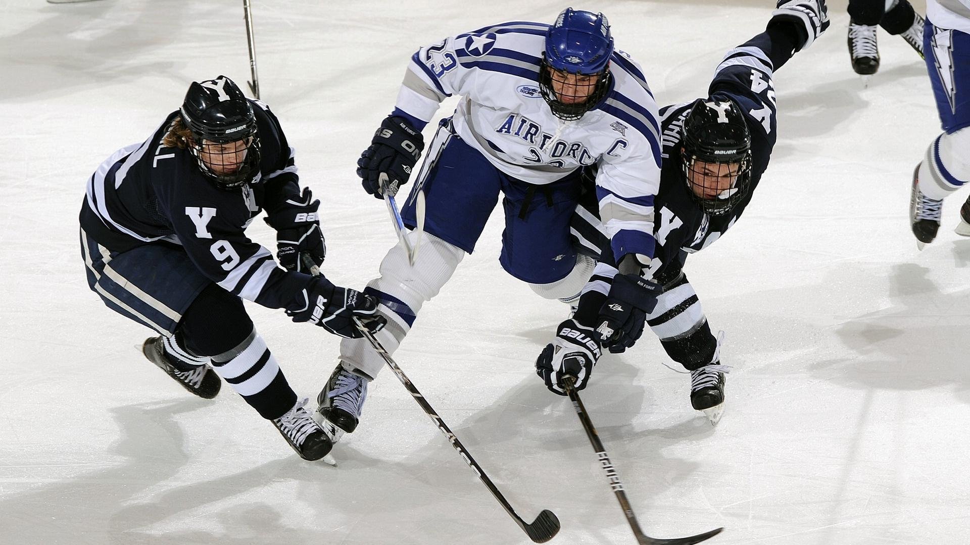 爱游戏体育-火箭球员推出儿童绘本系列，讲述篮球梦想故事，篮球主题绘本怎么画